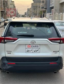 تويوتا راف 4